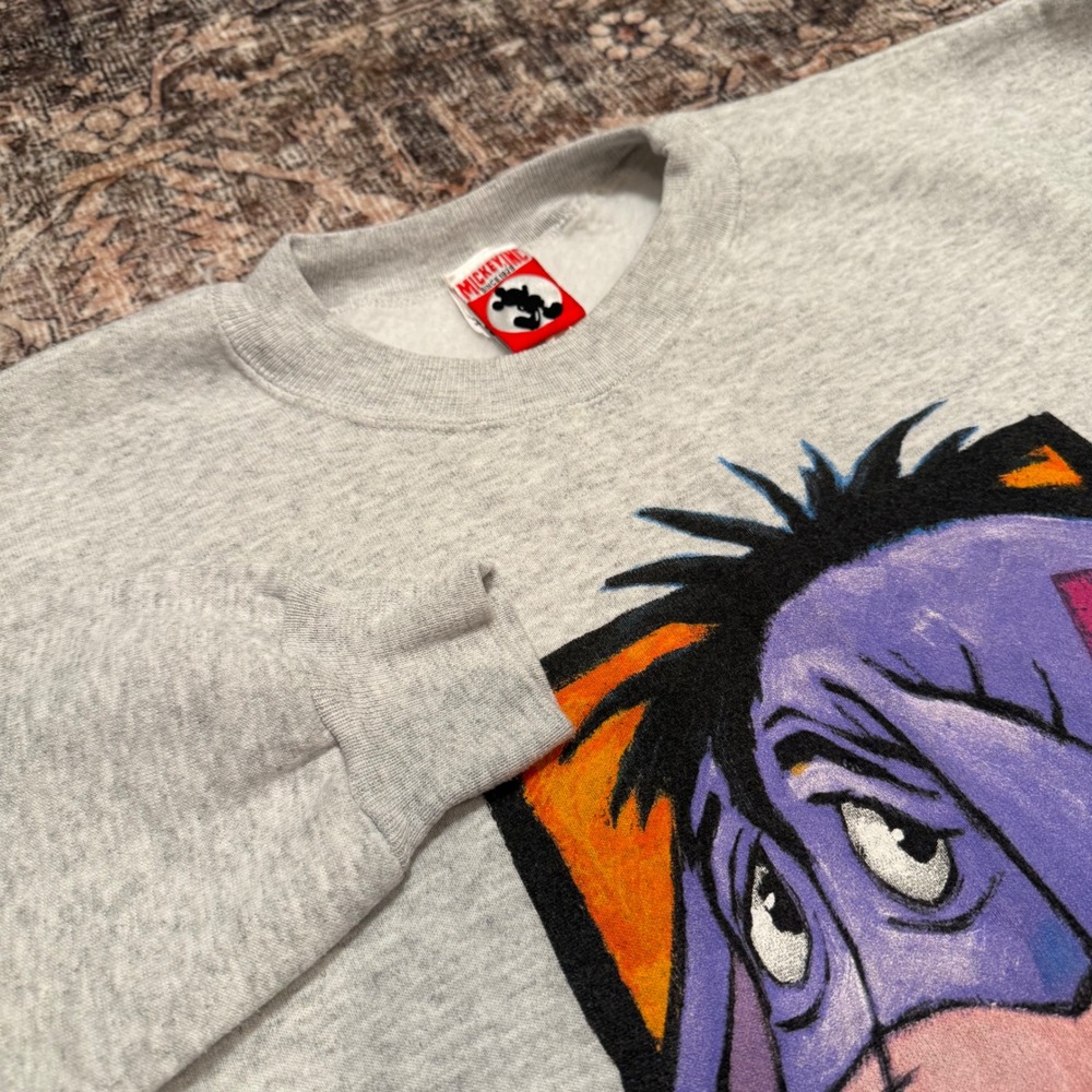 Vintage Disney Eeyore Crewneck Sweatshirt Unisex XL Disneyland‎ Made In USA - Picture 5 of 9